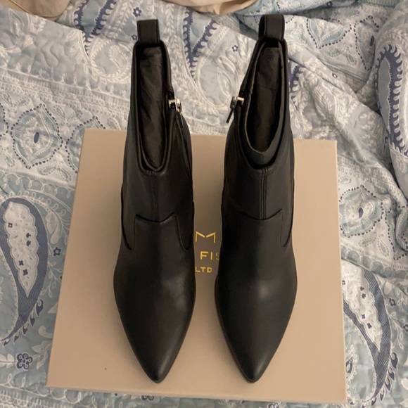 NIB Marc Fisher Avalyn boots 7.5 - Picture 2 of 4